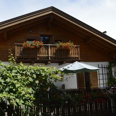 Ferienwohnung Hof am Brunnen Girlan Exterior foto